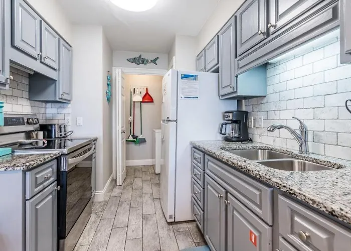 Boardwalk 1086 By Youngs Suncoast Apartment *