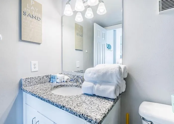 Boardwalk 1086 By Youngs Suncoast *